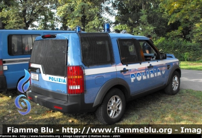 Land Rover Discovery 3
Polizia di Stato
Reparto Mobile Milano
Polizia H0042
Parole chiave: Land_Rover Discovery_3 PoliziaH0042