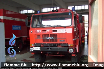 Iveco 80-16
Vigili del Fuoco
Comando Provinciale di Milano Via Messina
VF 14679
Parole chiave: Iveco 80-16 VF14679