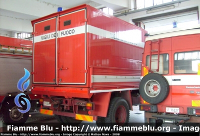 Iveco 90PC 
Vigili del Fuoco
Comando Provinciale di Milano-via Messina
VF 13330

Parole chiave: Iveco 90PC VF13330