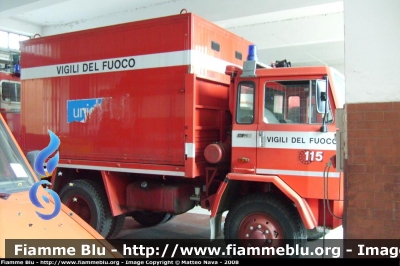 Iveco 90PC 
Vigili del Fuoco
Comando Provinciale di Milano-via Messina
Carro Crolli
VF 13331
Parole chiave: Iveco 90PC VF13331