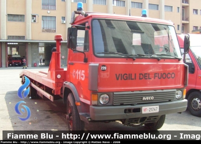 Iveco 100-13
Vigili del Fuoco
Comando Provinciale di Milano
Carro soccorso e recupero
VF 21247
Parole chiave: Iveco 100-13 VF21247