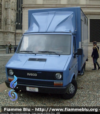 Iveco Daily I Serie
Polizia di Stato 
Reparto a Cavallo
POLIZIA 78292

Parole chiave: Iveco Daily_Iserie Polizia Polizia_di_Stato Reparto_a_Cavallo POLIZIA78292