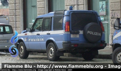 Land Rover Discovery II serie restyle
Polizia di Stato
Reparto Mobile Milano
Polizia F0981
Parole chiave: Land Rover Discovery_II_serie_restyle PoliziaF0981