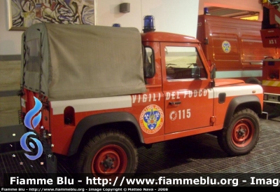 Land Rover Defender 90
VVF NBCR
Parole chiave: Land_Rover Defender_90 VVF NBCR Roma VF22439