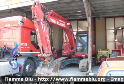 Komatsu PC160
Vigili del Fuoco
Comando Provinciale di Milano-Via Messina
Parole chiave: Komatsu PC160