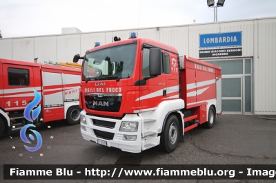 Man TGS 18.320 I serie
Vigili del Fuoco
Comando Provinciale di Brescia
AutoBottePompa allestimento Bai
VF 27639
Parole chiave: Man TGS 18.320 I serie REAS_2016 VF 27639