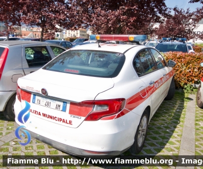 Fiat Tipo II serie 4porte
Polizia Municipale Santa Croce sull'Arno
Allestimento Ciabilli
POLIZIA LOCALE YA481AM
Parole chiave: Fiat Tipo_IIserie_4porte POLIZIALOCALEYA481AM