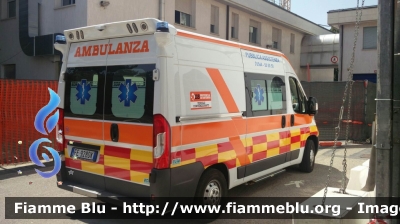 Fiat Ducato X290
Pubblica Assistenza Ravenna
Allestita EDM
Parole chiave: Fiat Ducato_X290 Ambulanza