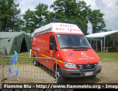 Mercedes-Benz Sprinter 4x4 II serie
Vigili del Fuoco
Comando Provinciale di Prato
Carro Aria
VF 21260
Parole chiave: Mercedes-Benz Sprinter_4x4_IIserie VF21260