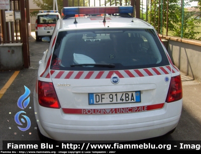 Fiat Stilo III serie
Vista posteriore - 27 - da notare la disposizione delle antenne sul tetto-
Parole chiave: Fiat Stilo III serie