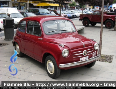 Fiat 600
Polizia di Stato
Esemplare esposto presso il Museo delle auto della Polizia di Stato
POLIZIA 19280
Parole chiave: Fiat 600 POLIZIA19280 Festa_della_polizia_2008