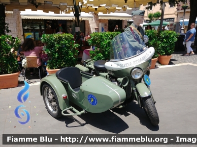 Moto Guzzi V7 Sidecar
Polizia di Stato
Polizia Stradale
POLIZIA 41146
Parole chiave: Moto-Guzzi V7_Sidecar POLIZIA41146