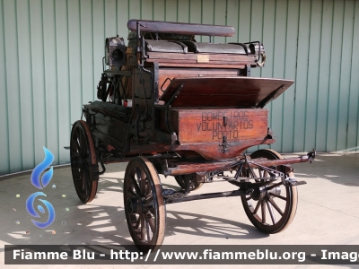 Carrozza
Portugal - Portogallo
Bombeiros Voluntários do Porto
Veicolo Storico (1889)
Parole chiave: Carrozza