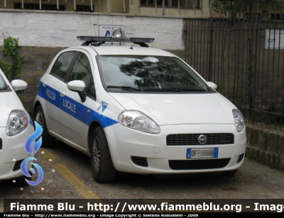 Fiat Grande Punto
Polizia Locale - A8
Ciampino (Rm)
Nucleo Radiomobile
• veicolo con sistema LoJack •
Parole chiave: Fiat Grande_Punto polizia_locale_ciampino_roma lazio