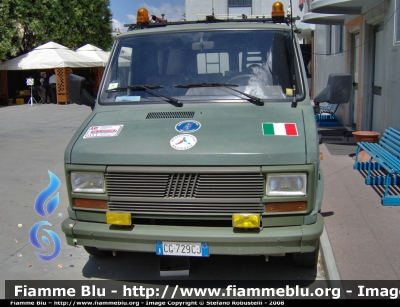 Fiat Ducato I serie
Associazione Radioamatori Italiani - Radiocomunicazioni di Emergenza
"A.R.I. - R.E."
Sezione "Colli Albani" - Albano Laziale (Rm)
:: ceduto al gruppo comunale di Ciampino (Rm) ::
Parole chiave: Fiat Ducato_Iserie