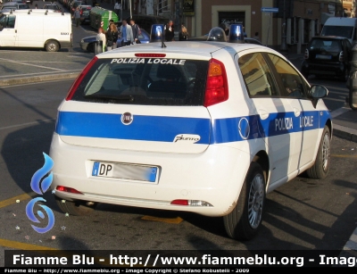 Fiat Grande Punto  
Polizia Locale - K1
Genzano di Roma (Rm) 

Parole chiave: Fiat Grande_Punto polizia_municipale_genzano roma_lazio