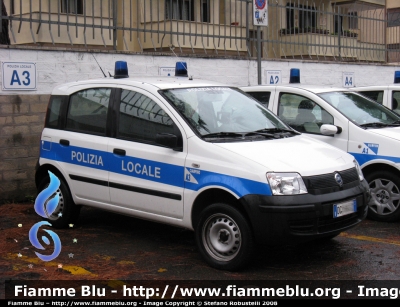 Fiat Nuova Panda 4x4  
Polizia Locale - A3
Ciampino (Rm)
Parole chiave: Fiat nuova_panda_4x4 polizia_locale_ciampino_roma lazio