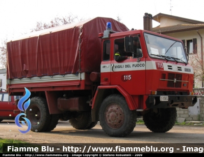 Iveco 90PC
Vigili del Fuoco
VF 13674
Parole chiave: Iveco 90PC VF13674