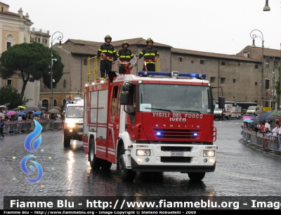 Iveco Stralis AF190S40 I serie
Vigili del Fuoco
Scuola Centrale Antincendi
Capannelle (Roma)
VF 23690
Parole chiave: Iveco Stralis_AF190S40_Iserie VF23690 Festa_della_Repubblica_2008