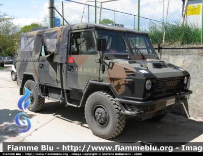 Iveco VM 90
Marina Militare Italiana
Reggimento San Marco
MM BK 645
Parole chiave: Iveco VM90 MMBK645