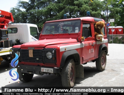 Land Rover Defender 90
Vigili del Fuoco
VF 19516
Parole chiave: Land_Rover Defender_90 VF19516