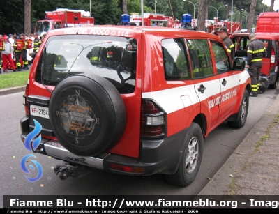 Mitsubishi Pajero Lwb III serie
Vigili del Fuoco
VF 21944
Parole chiave: Mitsubishi Pajero_Lwb_IIIserie VF21944 festa_repubblica_2008