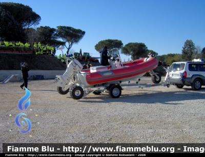 Sealegs 7.1m Rib
Protezione Civile 
Provincia di Roma
:: gommone anfibio ::
Parole chiave: Sealegs 7.1m_Rib