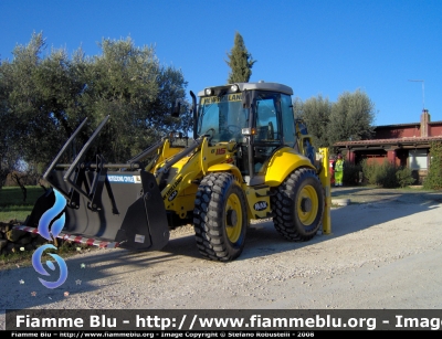 New Holland B115
Protezione Civile
Gruppo Comunale 
Lanuvio (RM)
Parole chiave: New_Holland B115 PC_Lanuvio_RM