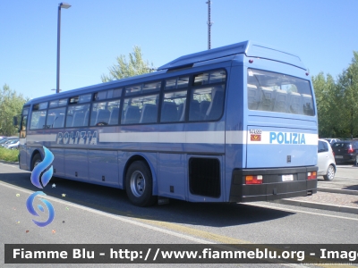 Iveco 370SE 
Polizia di Stato
XIV Reparto Mobile Senigallia
Polizia B2386
Parole chiave: Iveco 370SE POLIZIAB2386