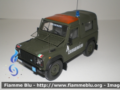 Land Rover AR 90
Carabinieri
I RGT Tuscania
Missione KFOR
Modello in scala 1/43
Parole chiave: Land_Rover AR_90 Carabinieri Tuscania