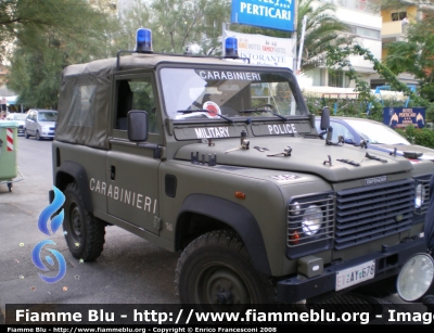 Land Rover Defender 90
Carabinieri
Polizia Militare presso l'Esercito
EI AY 678
Parole chiave: Land_Rover Defender90 EIAY678