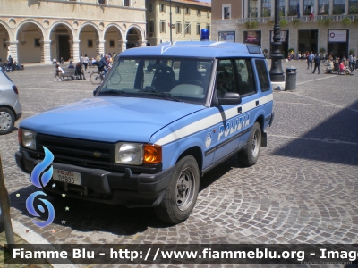 Land Rover Discovery I Serie
Polizia di Stato
Polizia D5935
Questura di Pesaro
Parole chiave: Land-Rover Discovery_Iserie PoliziaD5935