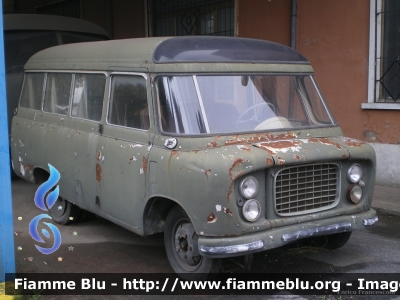 Fiat 615
Esercito Italiano
Pulmino storico esposto al Museo Storico della Motorizzazione Militare-Roma Cecchignola
Parole chiave: Fiat 615