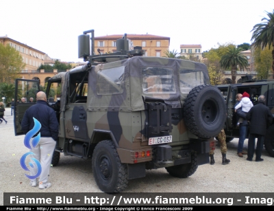 Iveco VM90
Esercito Italiano
28° Reggimento "Pavia" Pesaro
Versione con Speaker Esterni per Diffondere Messaggi alla Popolazione - EI CG 037 

Parole chiave: Iveco VM90 Esercito_Italiano 28°Rgt_Pavia EICG037