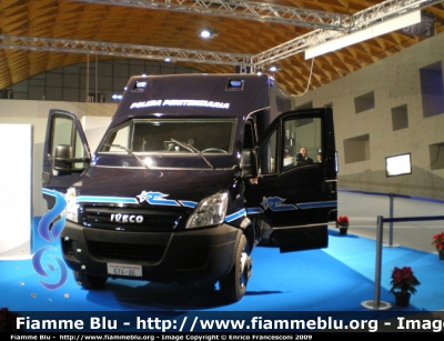 Iveco Daily IV Serie
Polizia Penitenziaria
Automezzo per la Traduzione di Detenuti Sottoposti al 41bis
POLIZIA PENITENZIARIA 674 AE
Parole chiave: Iveco Daily IV_serie Polizia_Penitenziaria PolPen674AE