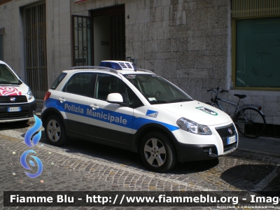 Fiat Sedici I serie
Polizia Municipale Monte Grimano Terme (PU)
Parole chiave: Fiat Sedici_Iserie