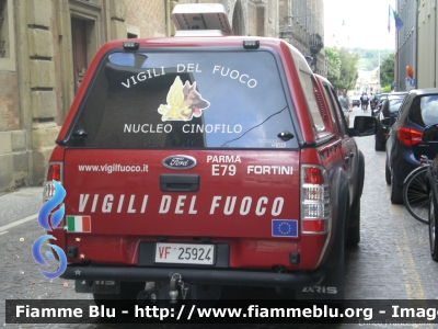 Ford Ranger VII serie
Vigili del Fuoco
Comando Provinciale di Parma
Nucleo Cinofili
Allestimento Fortini
VF 25924
Parole chiave: Ford Ranger_VIIserie VF25924 Convegno_Pesaro_E_Terremoto_2012