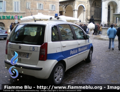 Fiat Idea 
Polizia Municipale Urbino
Parole chiave: Idea PM