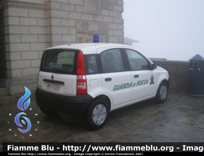 Fiat Nuova Panda I serie
Repubblica di San Marino 
Guardia di Rocca
RSM Polizia 128
Parole chiave: Fiat Nuova_Panda_Iserie RSMPolizia128