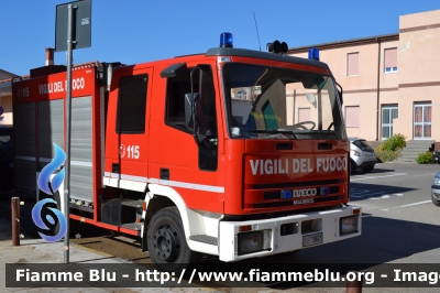 Iveco CityEuroFire 100E21 I serie
Vigili del Fuoco
AutoPompaSerbatoio allestimento Iveco-Magirus ricondizionata Fortini
VF 19823
Parole chiave: Iveco CityEuroFire_100E21_Iserie VF19823