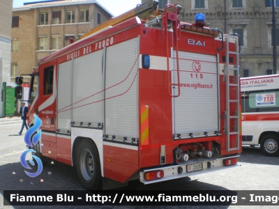 Volvo FL 280 III serie 
Vigili Del Fuoco
Comando Provinciale di Pesaro
AutoPompaSerbatoio allestimento Bai
VF 25630 
Parole chiave: Volvo FL_280_IIIserie VF25630