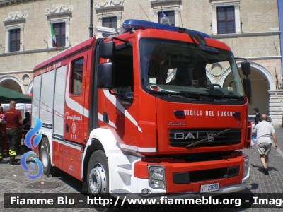 Volvo FL 280 III serie 
Vigili Del Fuoco
Comando Provinciale di Pesaro
AutoPompaSerbatoio allestimento Bai
VF 25630 
Parole chiave: Volvo FL_280_IIIserie VF25630