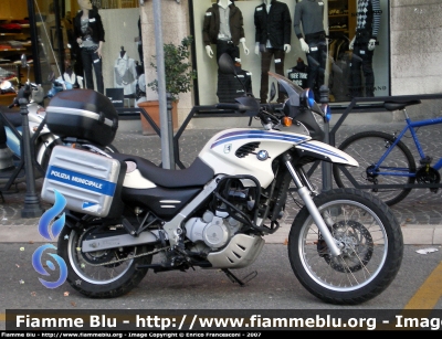 BMW F650GS 
Polizia Municipale Pesaro
Parole chiave: BMW F650GS Polizia Municipale Pesaro