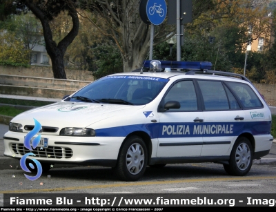 Fiat Marea Weekend
Polizia Municipale Pesaro
Questa autovettura viene utilizzata per la rilevazione degli incidenti ed è allestita come la Marea SW della Polstrada
Parole chiave: Fiat Marea Weekend Polizia Municipale Pesaro