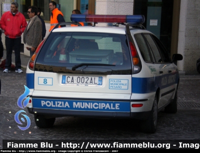 Fiat Marea Weekend
 Polizia Municipale Pesaro
Questa autovettura viene utilizzata per la rilevazione degli incidenti ed è allestita come la Marea SW della Polstrada
Parole chiave: Fiat Marea Weekend Polizia Municipale Pesaro