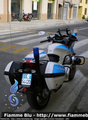 Moto Guzzi Norge
Polizia Municipale Pesaro
Parole chiave: Moto Guzzi Norge Polizia Municipale Pesaro