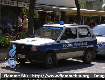 Fiat Panda 4x4
Polizia Municipale Pesaro
Parole chiave: Fiat Panda 4x4 Polizia Municipale Pesaro