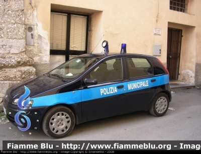 Fiat Punto II serie
PM Norcia PG
Parole chiave: Fiat Punto_IIserie PM_Norcia