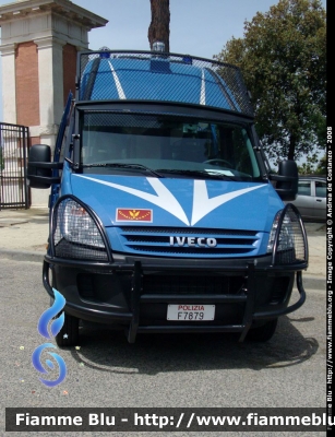 Iveco Daily IV serie
Polizia di Stato
Reparto Mobile
Polizia F7879
Parole chiave: Iveco Daily_IVserie reparto mobile polizia