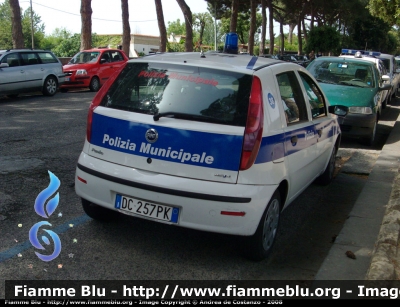 Fiat Punto III serie
Polizia Municipale Napoli
Codice Automezzo: 38
Parole chiave: Fiat Punto_IIIserie